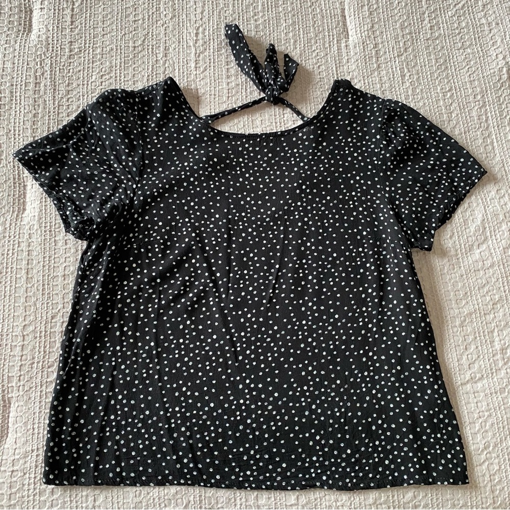 Xhilaration Black White Polka Dot T Shirt with Back Bow Small
